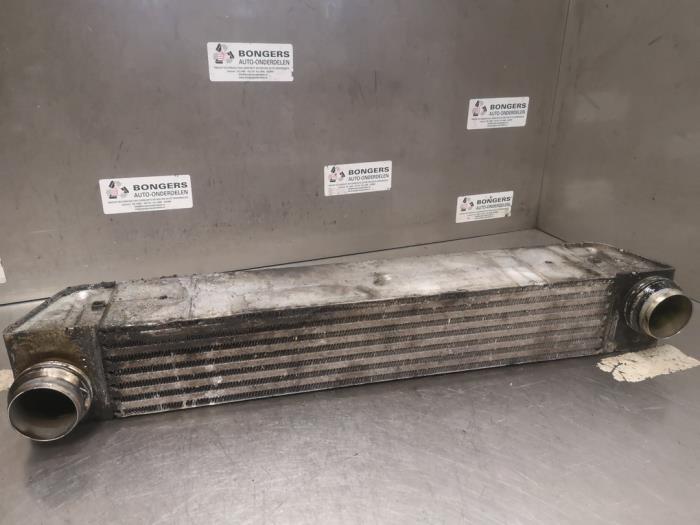 Usados Intercooler BMW 5 serie Touring (E61) 530d 24V Precio de solicitud ofrecido por Bongers Auto-Onderdelen Zeeland