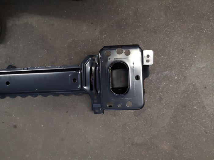 Front bumper frame Ford Fiesta 6 1.25 16V - 1695281