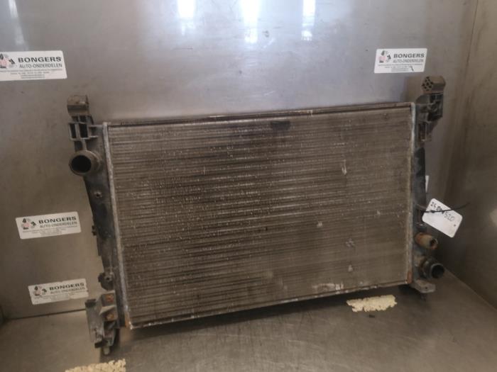 Usagé Radiateur Opel Corsa D 1.3 CDTi 16V ecoFLEX Prix sur demande proposé par Bongers Auto-Onderdelen Zeeland