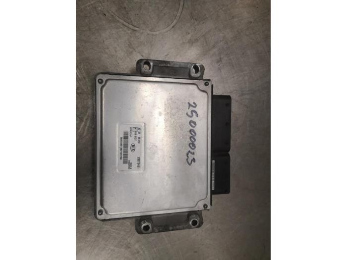 Used Engine management computer Kia Carnival/Grand Carnival 3 2.9 CRDi 16V VGT Price on request offered by Bongers Auto-Onderdelen Zeeland
