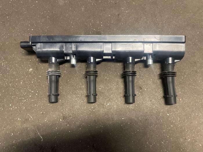 Usagé Bobine Opel Corsa D 1.4 Eco Prix sur demande proposé par Bongers Auto-Onderdelen Zeeland