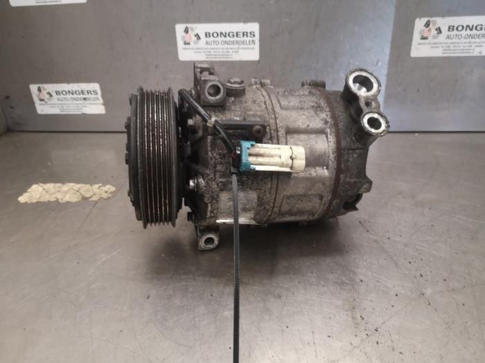 Usagé Pompe clim Alfa Romeo 159 Sportwagon (939BX) 1.9 JTDm 16V Prix sur demande proposé par Bongers Auto-Onderdelen Zeeland
