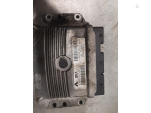Używane Komputer sterowania silnika Renault Megane III Coupe (DZ) 1.6 16V Cena na żądanie oferowane przez Bongers Auto-Onderdelen Zeeland