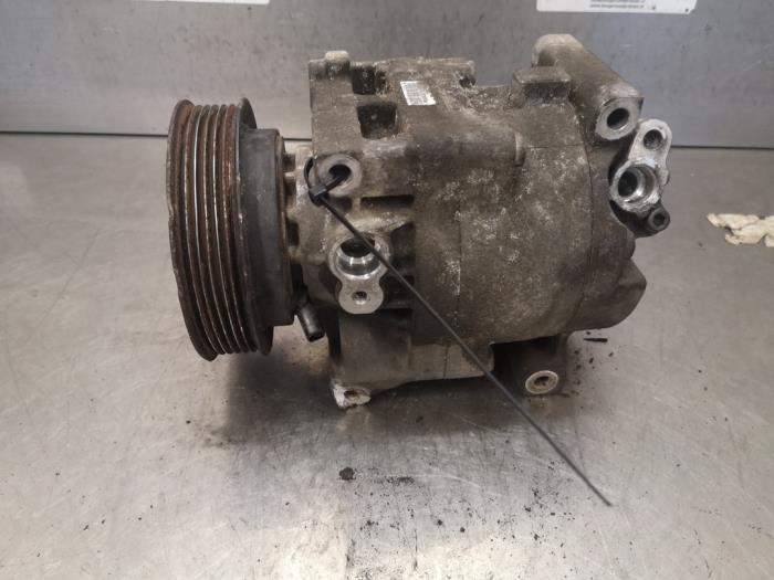 Usagé Pompe clim Fiat Doblo (223A/119) 1.9 JTD Multijet Prix sur demande proposé par Bongers Auto-Onderdelen Zeeland