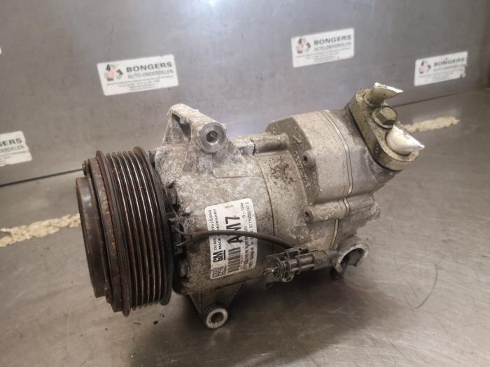 Usagé Compresseur de clim Opel Astra J (PC6/PD6/PE6/PF6) 1.6 16V Prix sur demande proposé par Bongers Auto-Onderdelen Zeeland