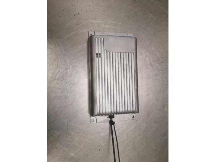 Begagnade Telefonmodul BMW 5 serie (E60) 530i 24V Pris på förfrågan erbjuds av Bongers Auto-Onderdelen Zeeland