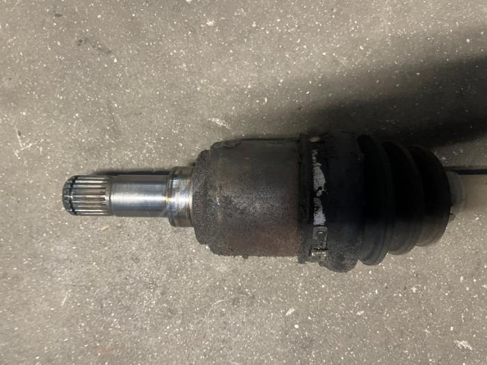 Cardan gauche (transmission) d'un Fiat 500 (312) 1.2 2009