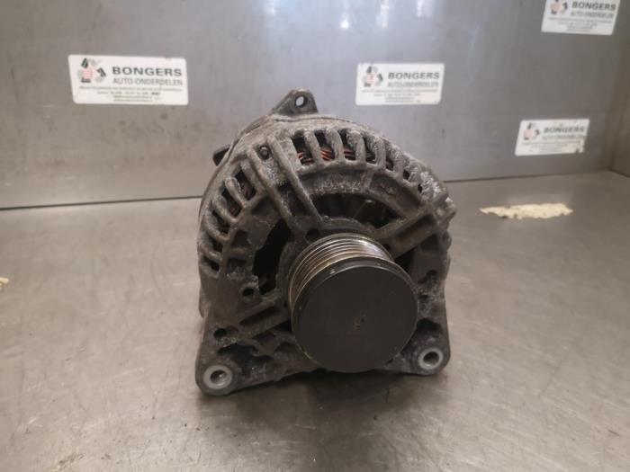 Usagé Dynamo Nissan Qashqai (J10) 1.5 dCi DPF Prix sur demande proposé par Bongers Auto-Onderdelen Zeeland