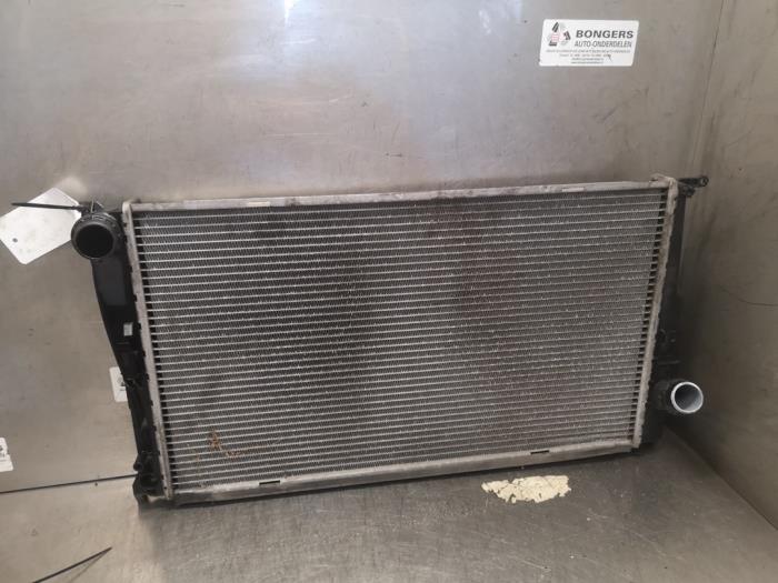 Usagé Radiateur BMW 3 serie Touring (E91) 320d 16V Corporate Lease Prix sur demande proposé par Bongers Auto-Onderdelen Zeeland
