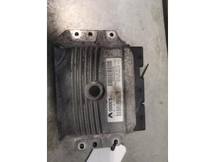 Używane Komputer sterowania silnika Renault Megane II (BM/CM) 1.6 16V Cena na żądanie oferowane przez Bongers Auto-Onderdelen Zeeland