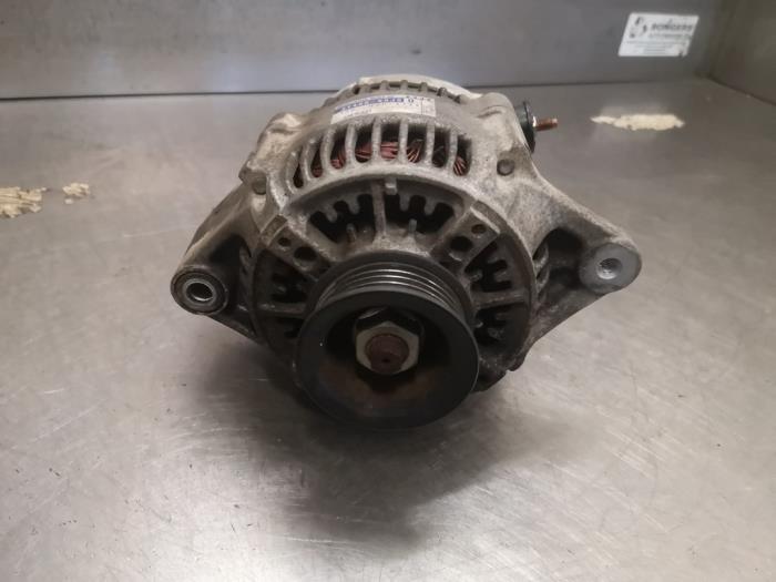 Begagnade Dynamo Suzuki SX4 (EY/GY) 1.6 16V 4x2 Pris på förfrågan erbjuds av Bongers Auto-Onderdelen Zeeland