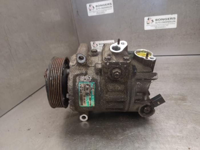 Usagé Pompe clim Volkswagen Passat Variant (3C5) 2.0 TDI 16V 140 Prix sur demande proposé par Bongers Auto-Onderdelen Zeeland