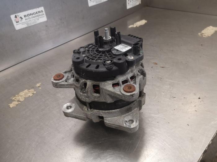 Usagé Dynamo Nissan Qashqai (J11) 1.2 DIG-T 16V Prix sur demande proposé par Bongers Auto-Onderdelen Zeeland