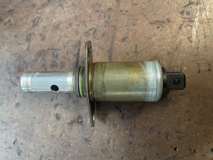 Usagé Réglage arbre à cames Porsche Cayenne (9PA) 4.5 V8 32V Turbo S Prix sur demande proposé par Bongers Auto-Onderdelen Zeeland