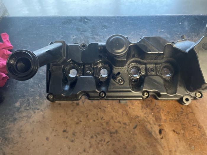 Gebrauchte Ventildeckel Volkswagen Transporter T6 2.0 TDI 150 Preis auf Anfrage angeboten von Bongers Auto-Onderdelen Zeeland