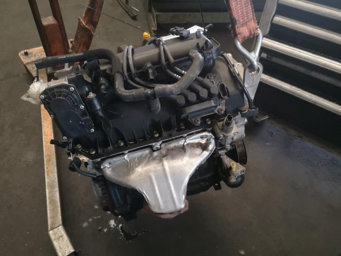 Used Engine Renault Twingo Price on request offered by Bongers Auto-Onderdelen Zeeland