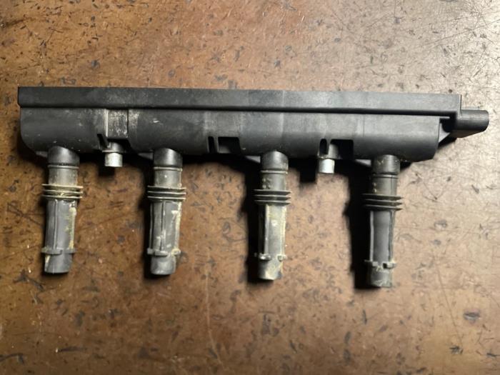 Usagé Bobine Opel Corsa E 1.4 16V Prix sur demande proposé par Bongers Auto-Onderdelen Zeeland