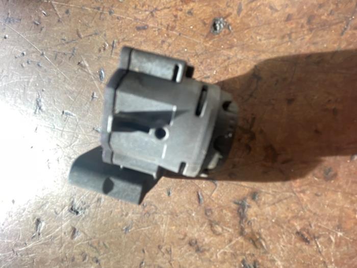 Usados Sensor PDC Mazda 3 (BP) 2.0 SkyActiv-X 180 M Hybrid 16V Precio de solicitud ofrecido por Bongers Auto-Onderdelen Zeeland