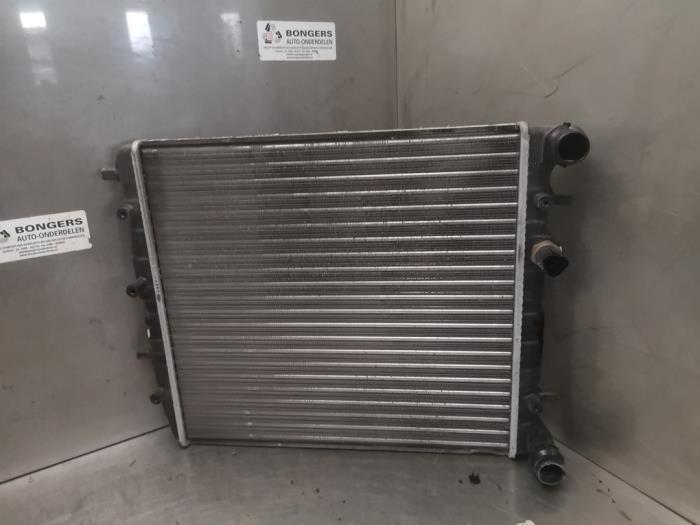 Used Radiator Volkswagen Fox (5Z) 1.2 Price on request offered by Bongers Auto-Onderdelen Zeeland