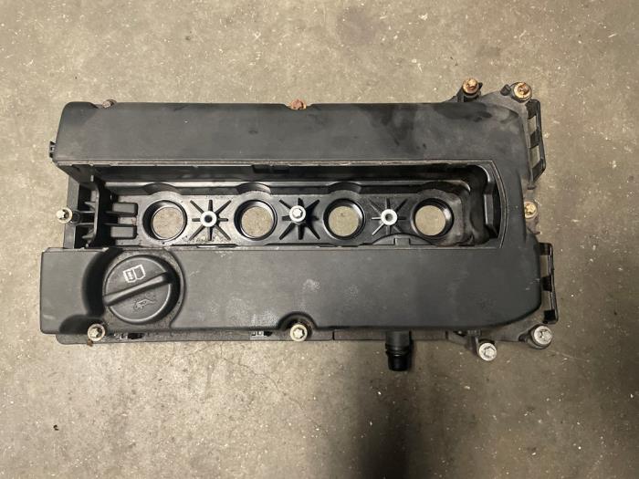 Usagé Couvercle soupapes Chevrolet Cruze (305) 1.8 16V VVT Prix sur demande proposé par Bongers Auto-Onderdelen Zeeland