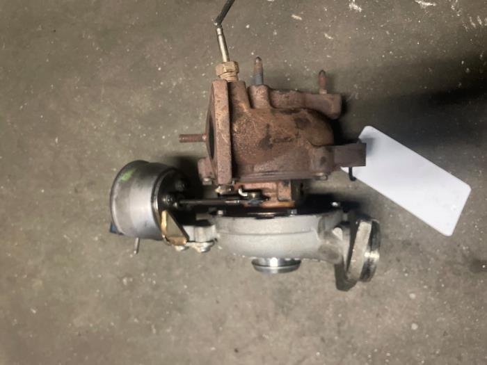Usagé Turbo Audi A4 Avant (B8) 2.0 TDI 16V Prix sur demande proposé par Bongers Auto-Onderdelen Zeeland