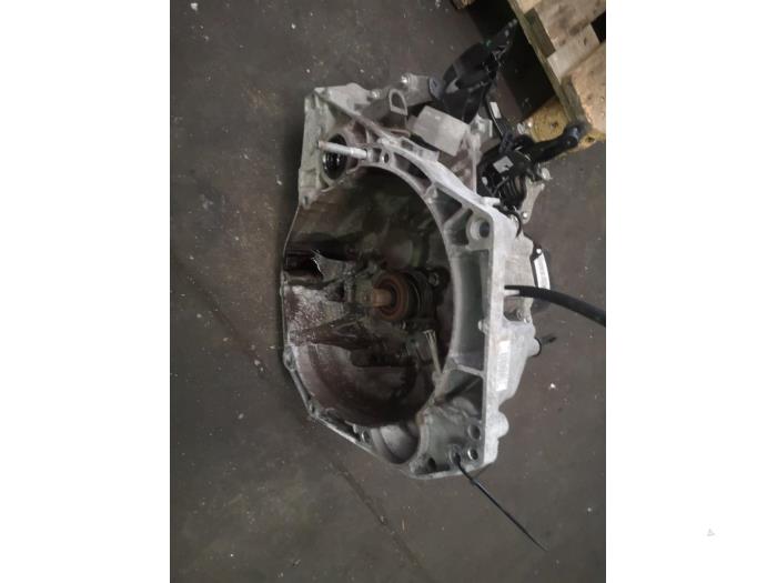 Gebrauchte Getriebe Renault Captur I (2R) 0.9 Energy TCE 12V Preis auf Anfrage angeboten von Bongers Auto-Onderdelen Zeeland