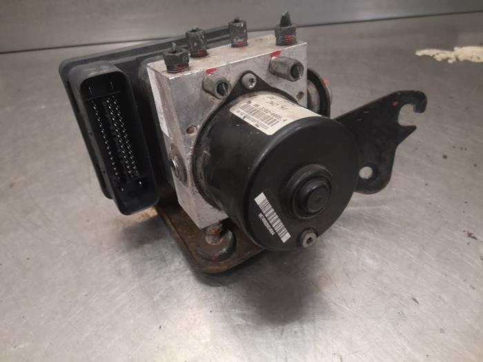 Usagé Pompe ABS Suzuki Swift (ZA/ZC/ZD1/2/3/9) 1.6 Sport VVT 16V Prix sur demande proposé par Bongers Auto-Onderdelen Zeeland