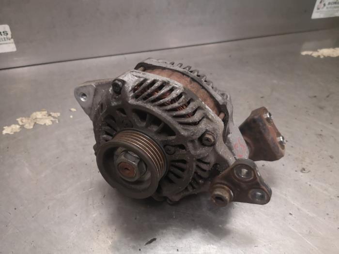 Begagnade Dynamo Suzuki Swift (ZA/ZC/ZD1/2/3/9) 1.6 Sport VVT 16V Pris på förfrågan erbjuds av Bongers Auto-Onderdelen Zeeland