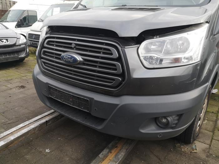 Usados Parachoques Ford Transit 2.0 TDCi 16V Eco Blue 130 Precio de solicitud ofrecido por Bongers Auto-Onderdelen Zeeland