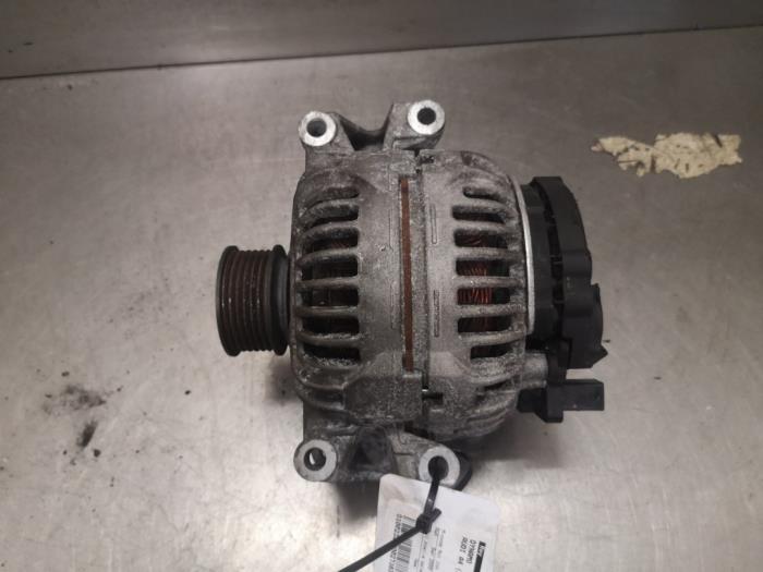 Begagnade Dynamo Audi A4 Avant (B6) 2.0 FSI 16V Pris på förfrågan erbjuds av Bongers Auto-Onderdelen Zeeland