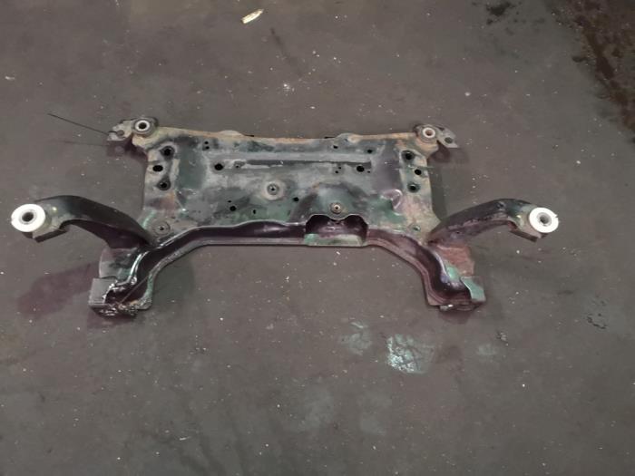 Used Subframe Ford Grand C-Max (DXA) 1.6 EcoBoost 16V Price on request offered by Bongers Auto-Onderdelen Zeeland