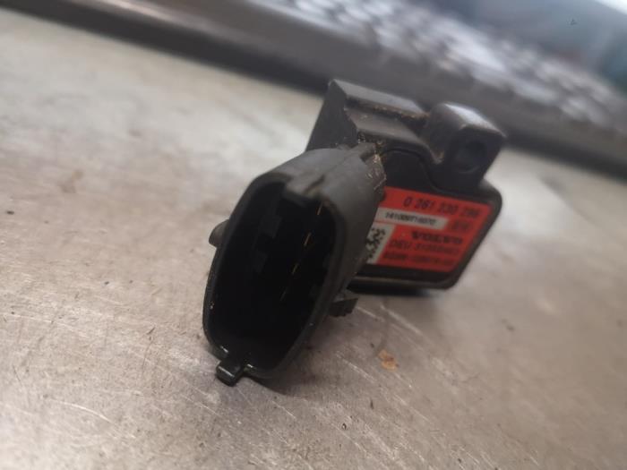 Map Sensor (Einlasskrümmer) van een Land Rover Range Rover Evoque (LVJ/LVS) 2.2 eD4 16V 2014