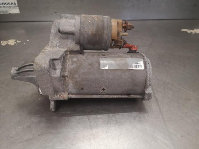 Begagnade Startmotor Renault Master III (FV) 2.3 dCi 125 16V FWD Pris på förfrågan erbjuds av Bongers Auto-Onderdelen Zeeland