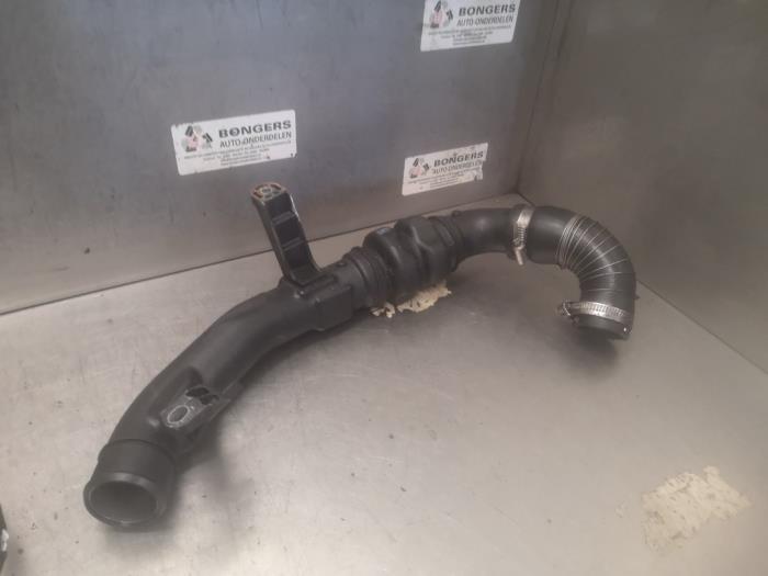 Gebrauchte Intercooler Schlauch Ford Galaxy (CK) 2.0 TDCi 150 16V Preis auf Anfrage angeboten von Bongers Auto-Onderdelen Zeeland