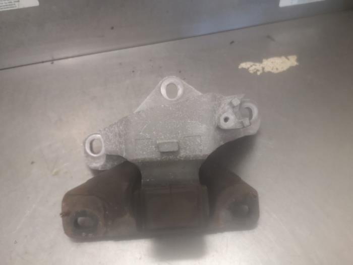 Used Engine mount Mazda CX-30 (DM) 1.8 Skyactiv D 116 16V Price on request offered by Bongers Auto-Onderdelen Zeeland