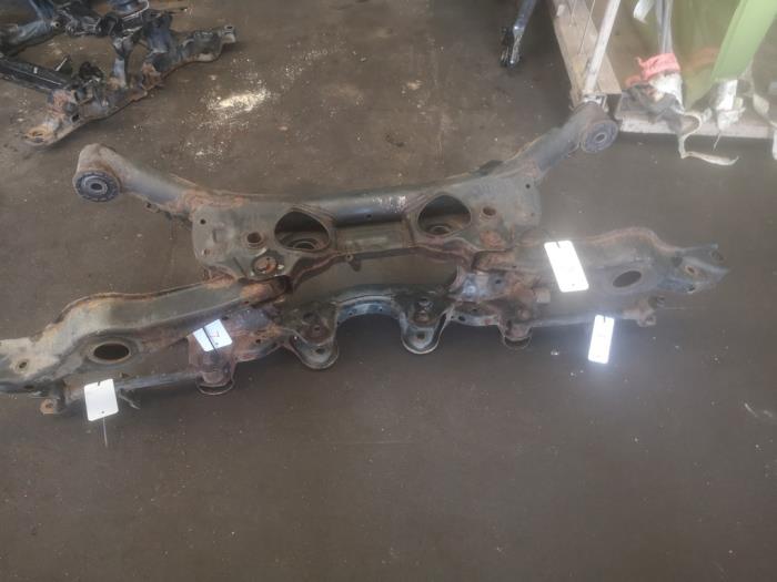 Used Subframe Suzuki Grand Vitara II (JT) 2.0 16V Price on request offered by Bongers Auto-Onderdelen Zeeland