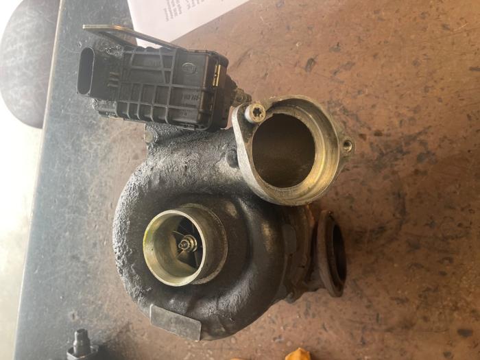 Gebrauchte Turbo BMW 5 serie Touring (E61) 530d 24V Preis auf Anfrage angeboten von Bongers Auto-Onderdelen Zeeland