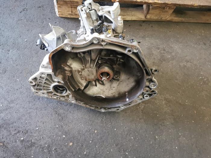 Gebrauchte Getriebe Opel Corsa E 1.4 16V Preis € 550,00 Margenregelung angeboten von Bongers Auto-Onderdelen Zeeland