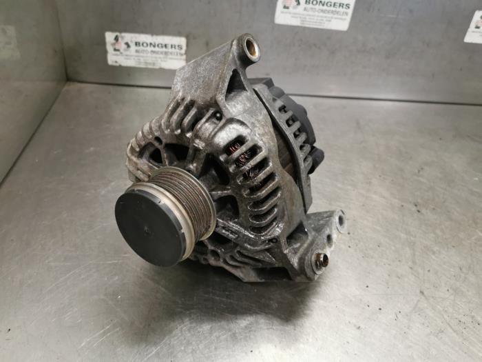 Begagnade Dynamo Fiat Grande Punto (199) 1.3 JTD Multijet 16V Pris på förfrågan erbjuds av Bongers Auto-Onderdelen Zeeland