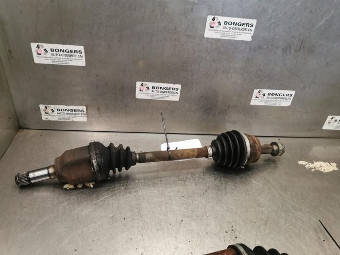 Gebrauchte Antriebswelle links vorne Fiat Grande Punto (199) 1.3 JTD Multijet 16V Preis auf Anfrage angeboten von Bongers Auto-Onderdelen Zeeland