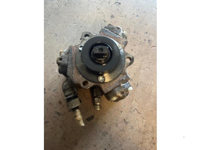Begagnade Dieselpump Fiat Fiorino (225) 1.3 JTD 16V Multijet Pris på förfrågan erbjuds av Bongers Auto-Onderdelen Zeeland