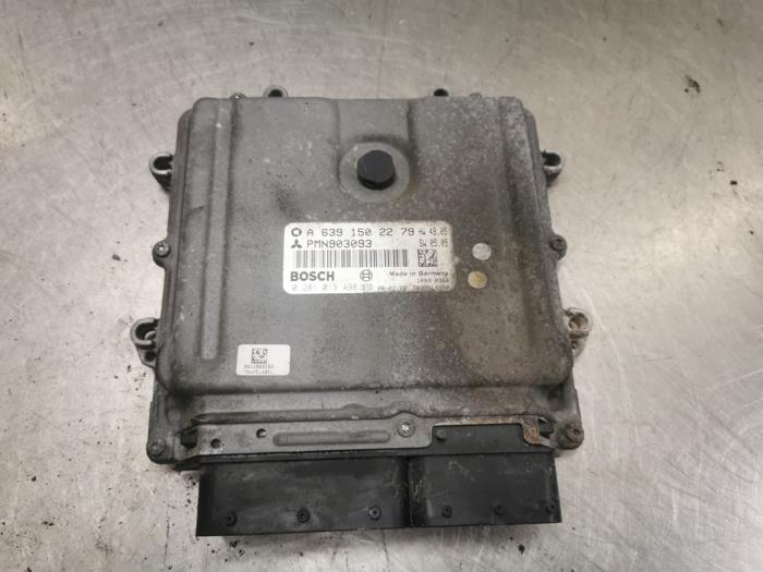 Used Engine management computer Mitsubishi Colt (Z2/Z3) 1.5 DI-D 12V HP Price on request offered by Bongers Auto-Onderdelen Zeeland