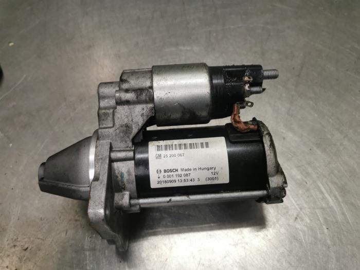 Gebrauchte Anlasser Opel Corsa E 1.2 16V Preis auf Anfrage angeboten von Bongers Auto-Onderdelen Zeeland