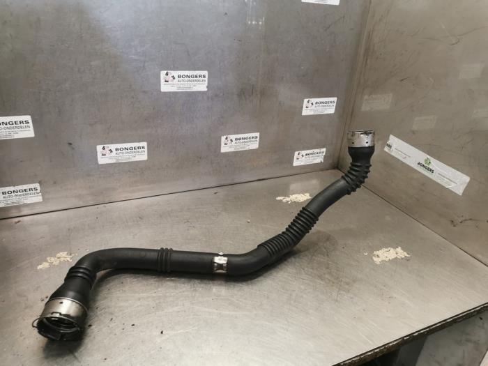 Intercooler hose Mercedes Citan (415.7), 2012 / 2021 1.5 109 CDI Crewbus, MPV, Diesel, 1.461cc, 66kW (90pk), FWD, OM607951; K9K, 2012-11 / 2021-08, 415.703 (Used)