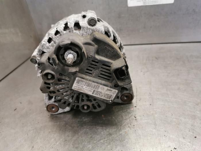 Dynamo från en Mercedes-Benz Citan (415.7) 1.5 109 CDI Crewbus 2014