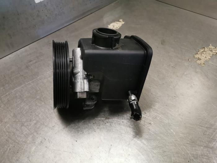 Pompe de direction Mercedes C Estate (S204), 2007 / 2014 2.2 C-220 CDI 16V, Combi, Diesel, 2.148cc, 125kW (170pk), RWD, OM646811, 2007-08 / 2008-11, 204.208 (Occasion)