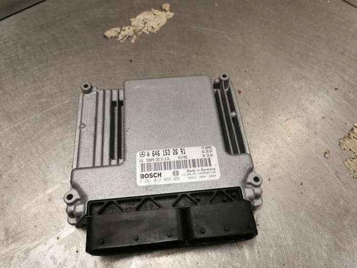 Engine management computer Mercedes Vito (639.6), 2003 / 2014 2.2 109 CDI 16V, Delivery, Diesel, 2.148cc, 65kW (88pk), RWD, OM646983, 2003-09 / 2006-07, 639.601; 639.603; 639.605 (Used)
