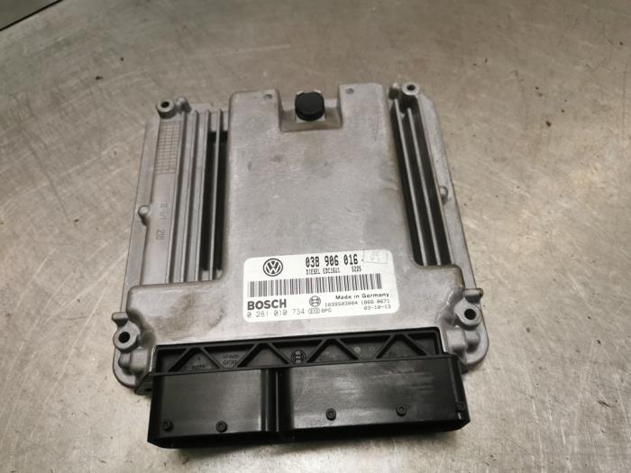 Used Engine management computer Volkswagen Transporter T5 1.9 TDi Price on request offered by Bongers Auto-Onderdelen Zeeland