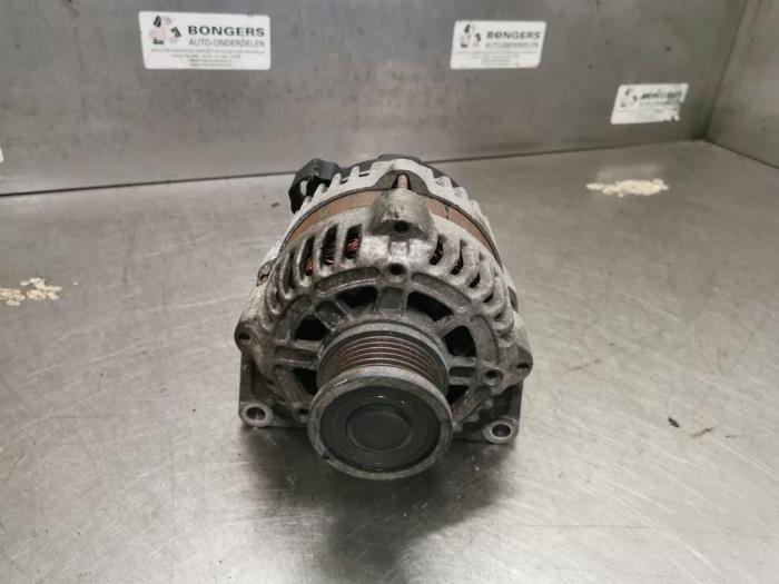 Usagé Dynamo Opel Insignia 1.8 16V Ecotec Prix sur demande proposé par Bongers Auto-Onderdelen Zeeland
