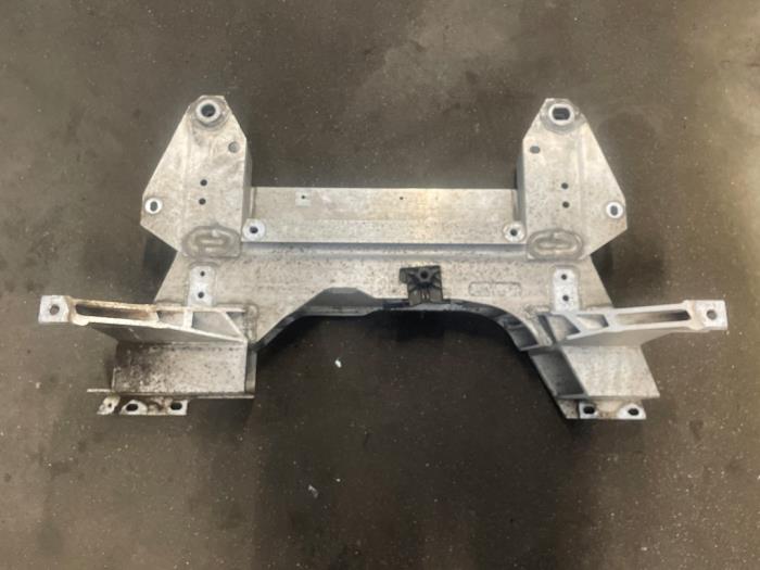 Begagnade Underram Peugeot 2008 (UD/UK/UR/US/UX) 1.2 VTi 12V PureTech 130 Pris på förfrågan erbjuds av Bongers Auto-Onderdelen Zeeland